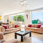 4 Bedroom Vilă