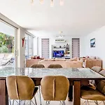 4 Bedroom