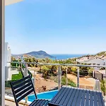 Vilă 4 Bedroom Kalkan