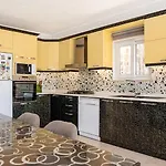 4 Bedroom Vilă