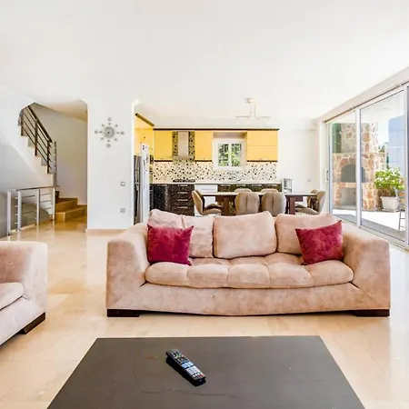 Villa 4 Bedroom 1084 Kalkan