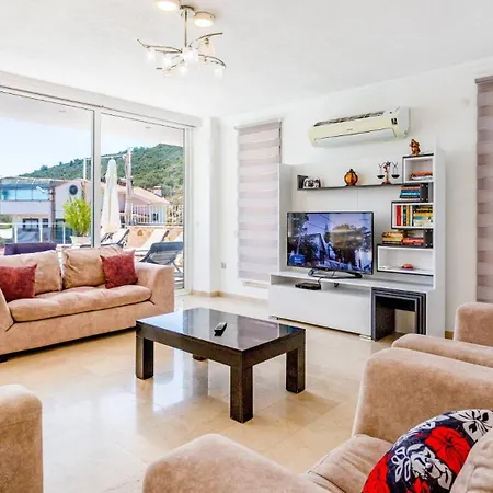 4 Bedroom Vila Kalkan